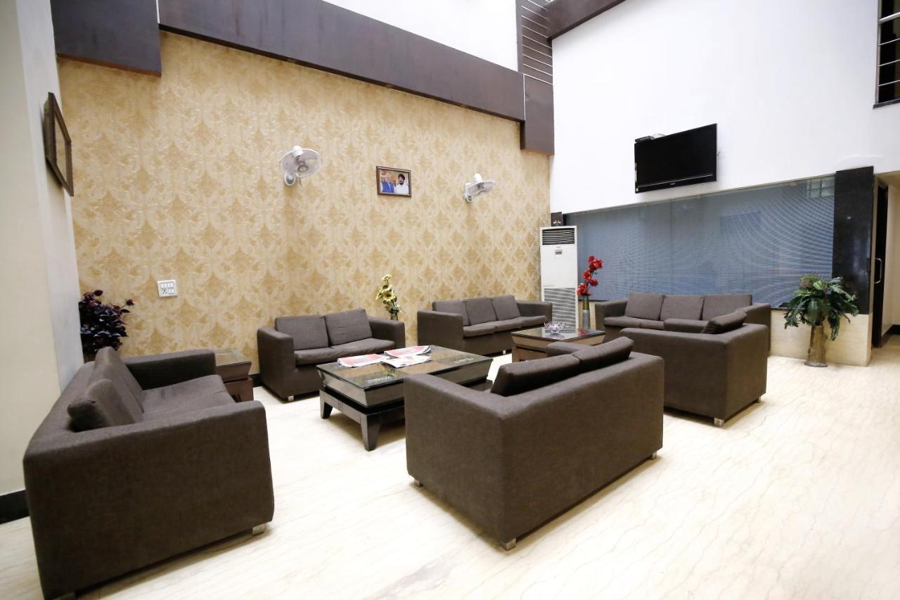 Hotel Paradise Inn-A Boutique Hotel Delhi Neu-Delhi Exterior foto